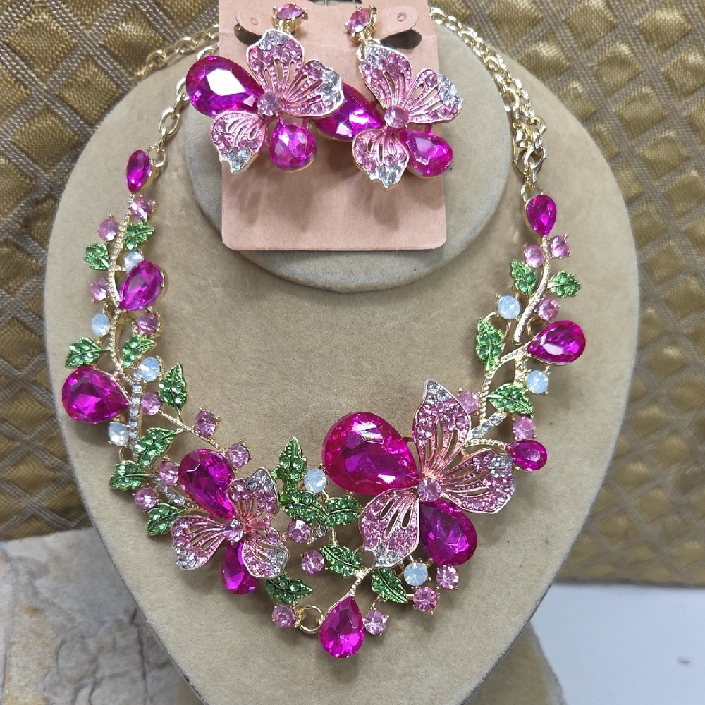 Floral Fuchsia Crystal Necklace & Earring Set - Women Jewelry